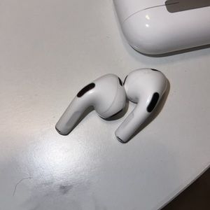 AirPods Pro (2nd Generation)